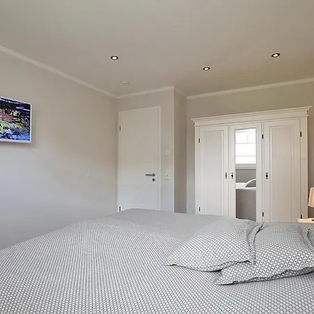 Holiday home Reethaus Am Mariannenweg 18b - Huus