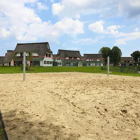 Reethaus Am Mariannenweg 18b - Huus Holiday home Boltenhagen (Ostseebad)