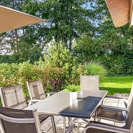 Reethaus Am Mariannenweg 18b - Huus * Boltenhagen (Ostseebad)